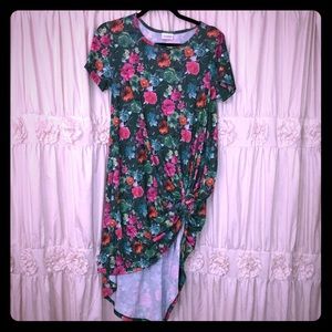 LULAROE CARLY FLORAL XS EXTRA SMALL 💜